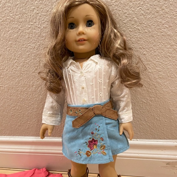 American Girl 18” Doll Nicki 2007 + Nicki’s Gala Dress Retired GOTY - Picture 2 of 8